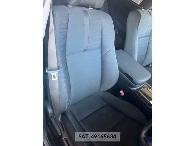 Toyota CROWN SEDAN 2013-11 7326408-10
