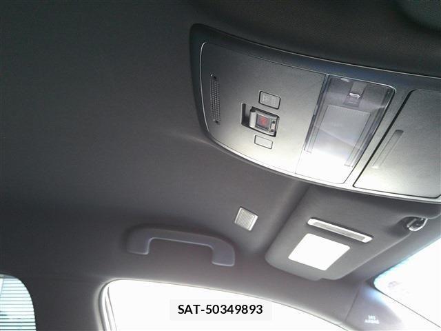Toyota CROWN SEDAN 2018-06 7326404-13