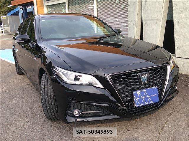 Toyota CROWN SEDAN 2018-06 7326404-19
