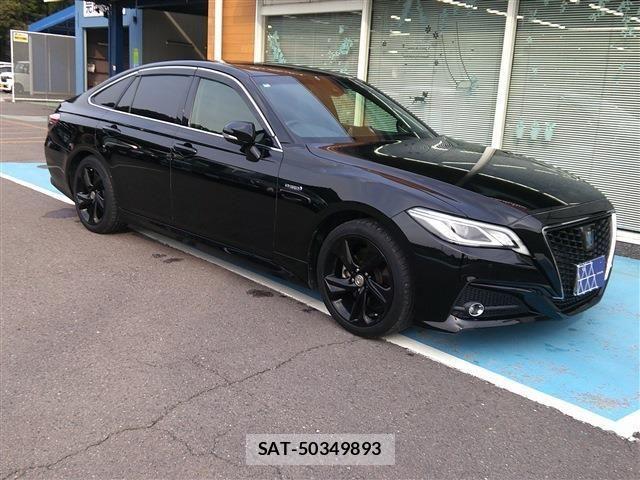 Toyota CROWN SEDAN 2018-06 7326404-3