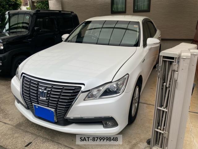 Toyota CROWN SEDAN 2013-09 7326421-1