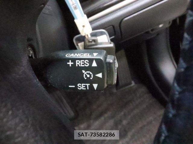 Toyota CROWN SEDAN 2015-12 7357313-26