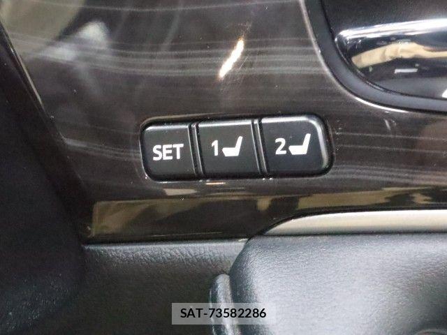 Toyota CROWN SEDAN 2015-12 7357313-4