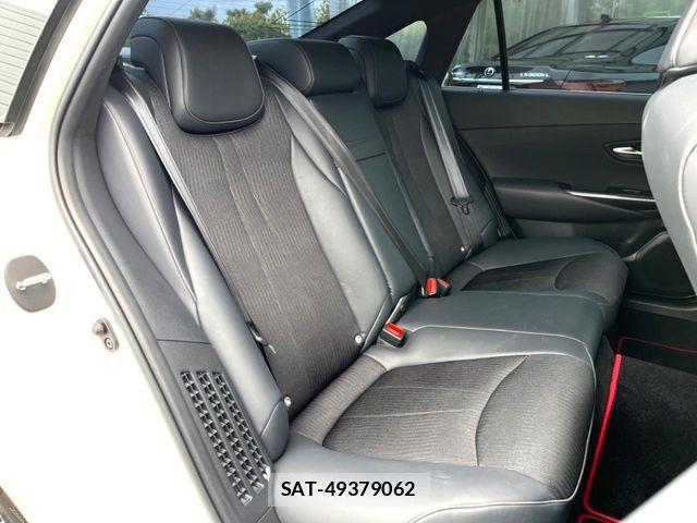 Toyota CROWN SEDAN 2020-07 7357295-11