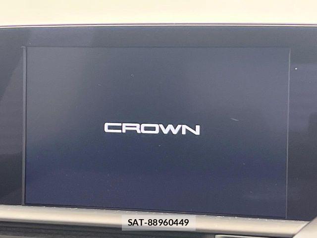 Toyota CROWN SEDAN 2019-04 7357310-4