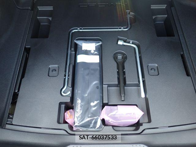 Toyota CROWN SEDAN 2019-06 7357314-21