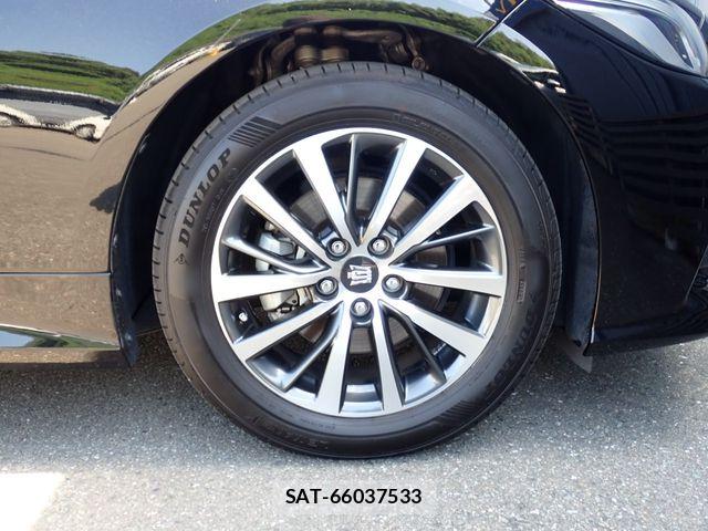 Toyota CROWN SEDAN 2019-06 7357314-28