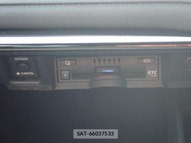 Toyota CROWN SEDAN 2019-06 7357314-7