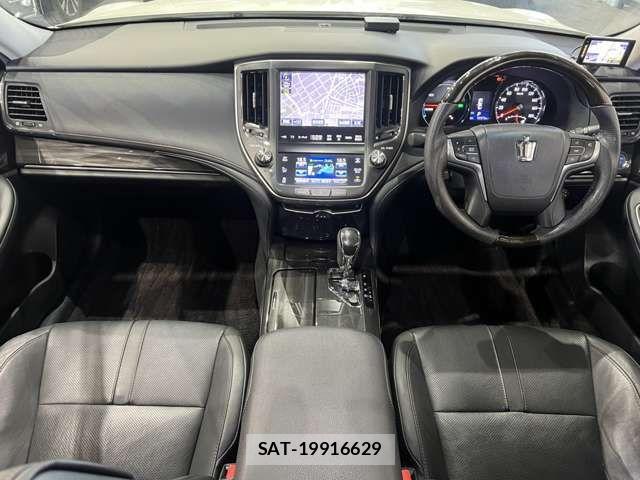 Toyota CROWN SEDAN 2015-07 7357320-19