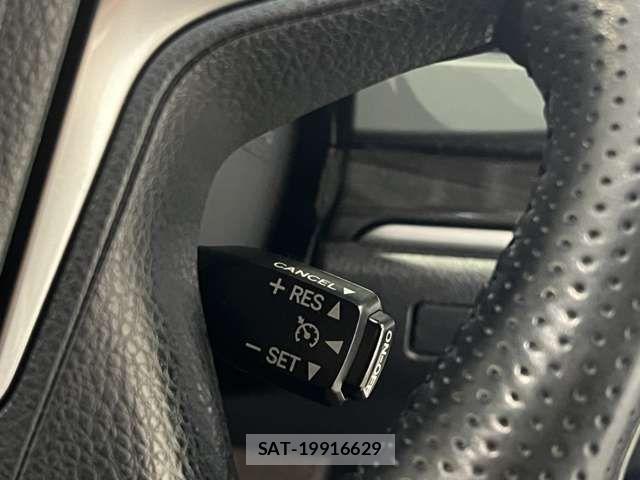 Toyota CROWN SEDAN 2015-07 7357320-8