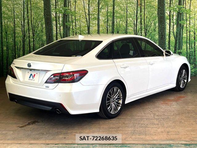 Toyota CROWN SEDAN 2021-05 7357296-17