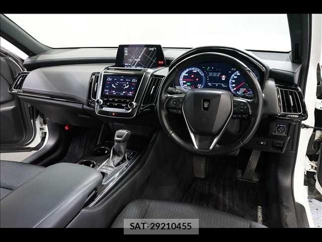 Toyota CROWN SEDAN 2019-10 7357307-1