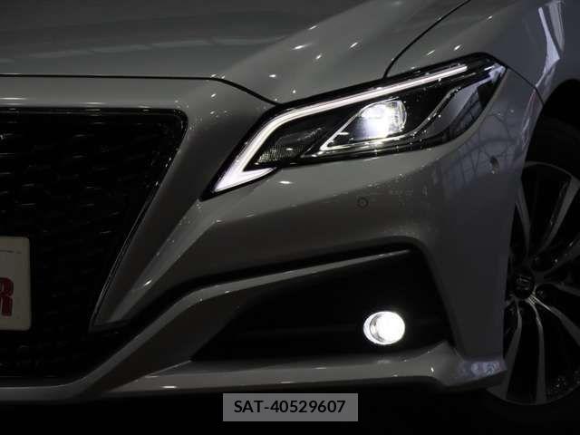 Toyota CROWN SEDAN 2019-05 7357322-14