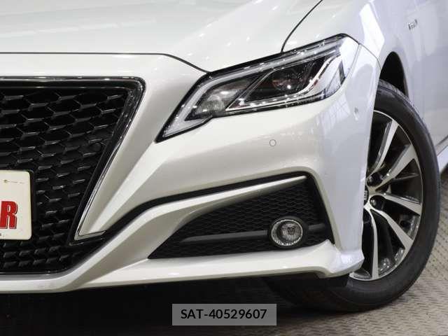 Toyota CROWN SEDAN 2019-05 7357322-15