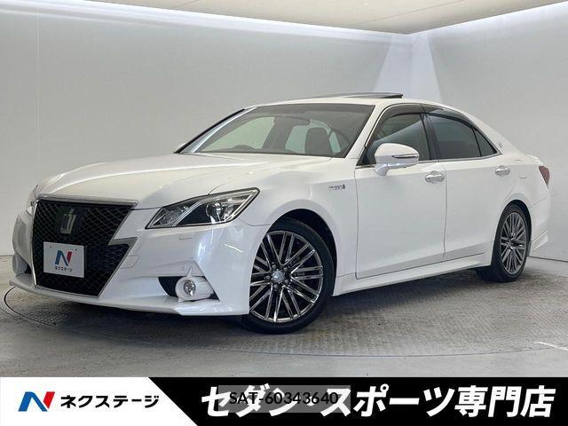 Toyota CROWN SEDAN 2013-08 7357311-0