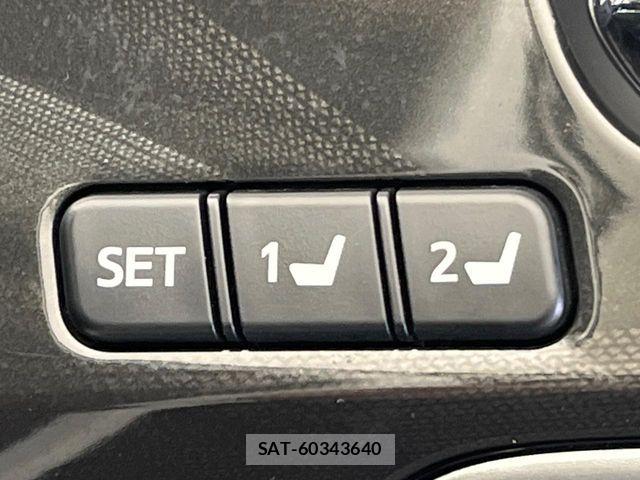 Toyota CROWN SEDAN 2013-08 7357311-12