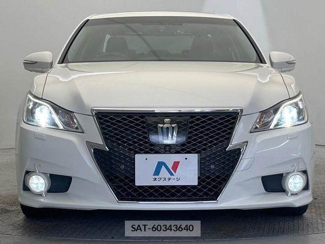Toyota CROWN SEDAN 2013-08 7357311-14