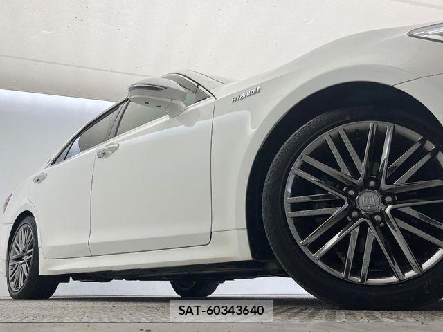 Toyota CROWN SEDAN 2013-08 7357311-3