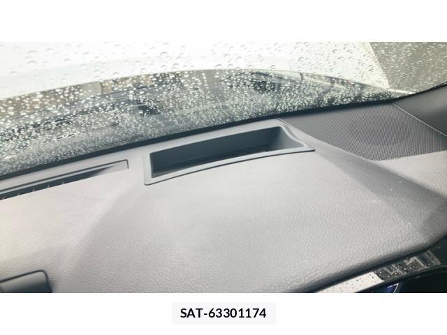 Toyota CROWN SEDAN 2020-06 7357302-16