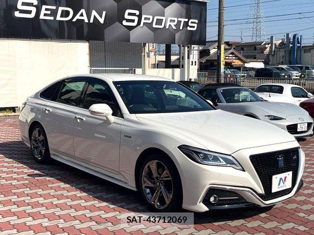 Toyota CROWN SEDAN 2019-05 7357308-13