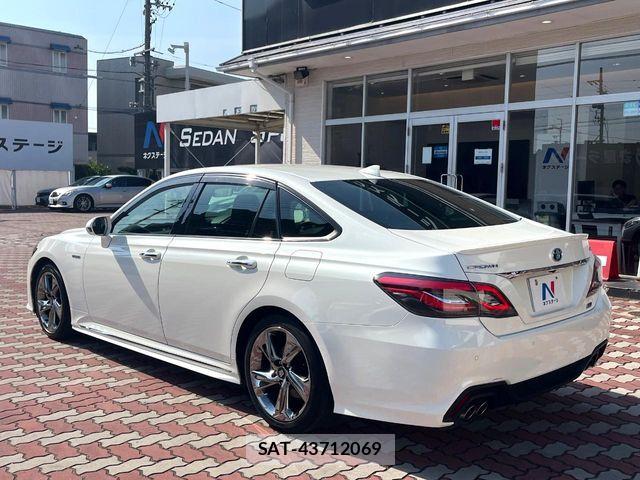 Toyota CROWN SEDAN 2019-05 7357308-14