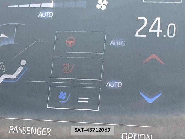 Toyota CROWN SEDAN 2019-05 7357308-2