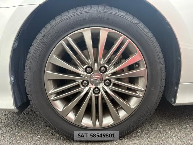 Toyota CROWN SEDAN 2016-03 7357327-2