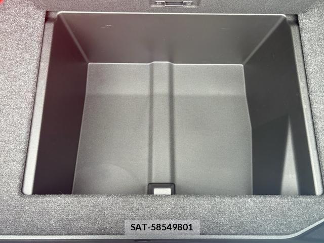 Toyota CROWN SEDAN 2016-03 7357327-8