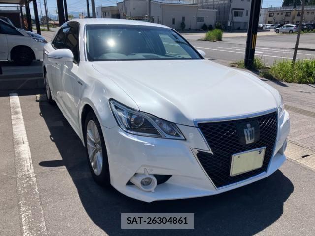 Toyota CROWN SEDAN 2013-09 7357331-2