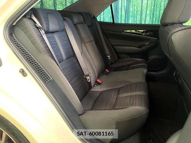 Toyota CROWN SEDAN 2015-11 7357324-9