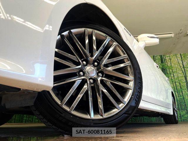 Toyota CROWN SEDAN 2015-11 7357324-13