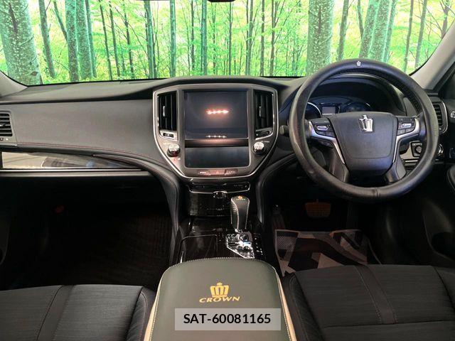 Toyota CROWN SEDAN 2015-11 7357324-1