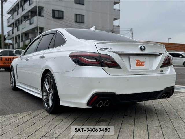 Toyota CROWN SEDAN 2022-01 7357287-12