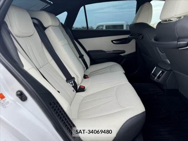 Toyota CROWN SEDAN 2022-01 7357287-18