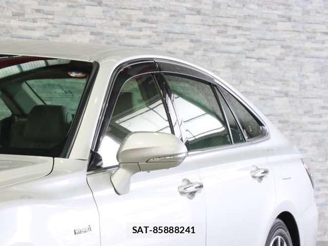 Toyota CROWN SEDAN 2018-07 7357309-16
