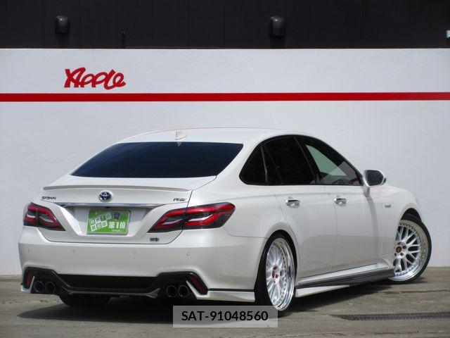 Toyota CROWN SEDAN 2018-06 7357299-2