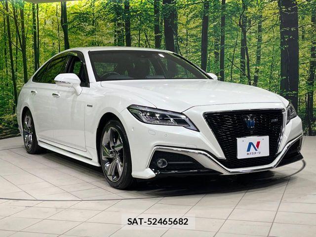 Toyota CROWN SEDAN 2019-01 7357300-16