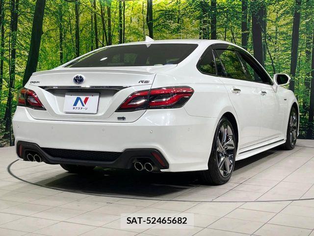 Toyota CROWN SEDAN 2019-01 7357300-17