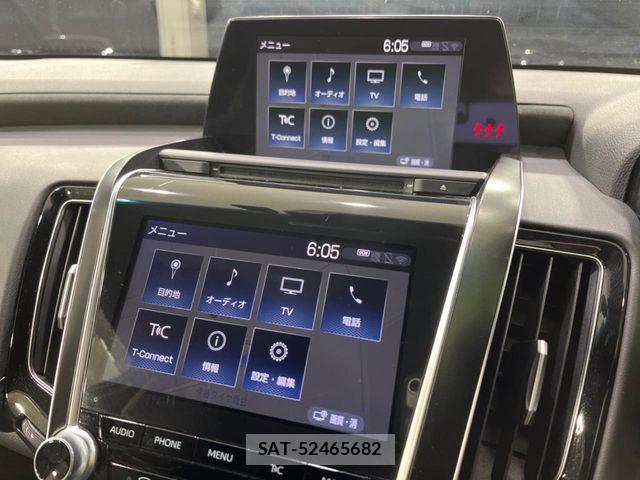Toyota CROWN SEDAN 2019-01 7357300-3