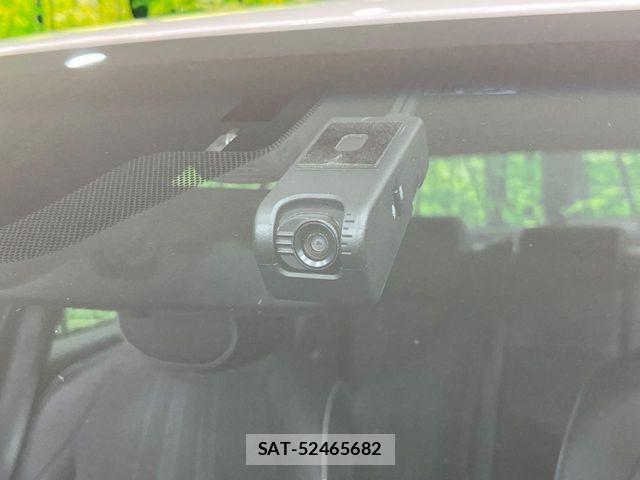 Toyota CROWN SEDAN 2019-01 7357300-6