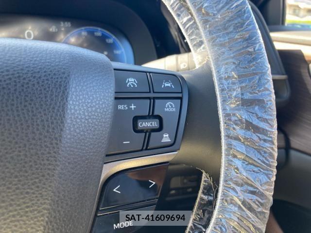 Toyota CROWN SEDAN 2024-12 7357289-8