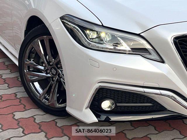 Toyota CROWN SEDAN 2021-02 7357292-11