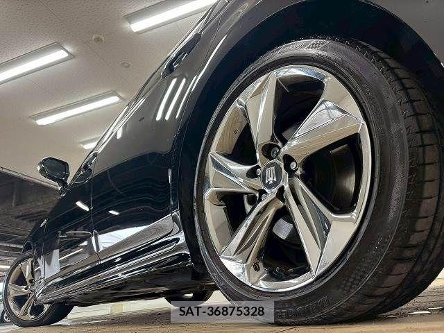 Toyota CROWN SEDAN 2019-06 7357291-18