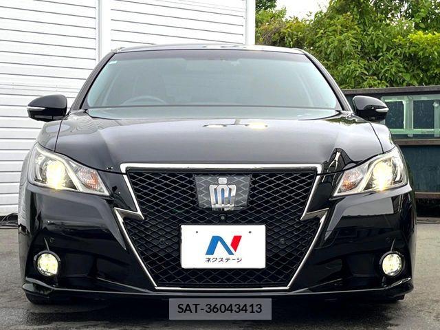 Toyota CROWN SEDAN 2015-02 7357315-12
