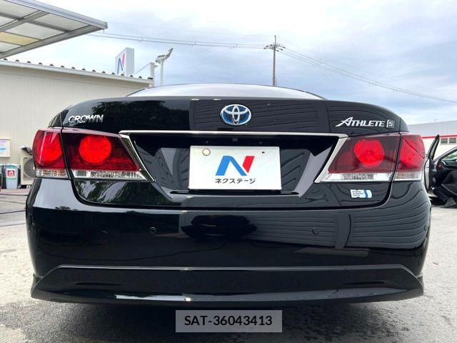 Toyota CROWN SEDAN 2015-02 7357315-13