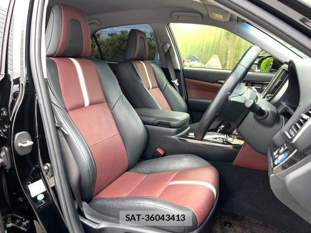 Toyota CROWN SEDAN 2015-02 7357315-6
