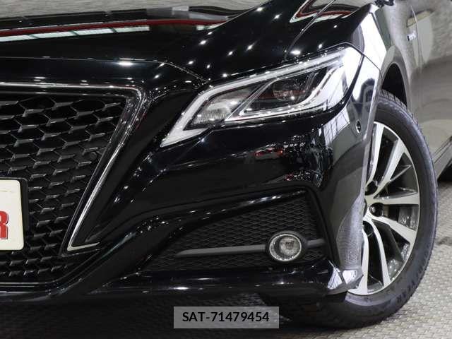 Toyota CROWN SEDAN 2019-05 7357318-15