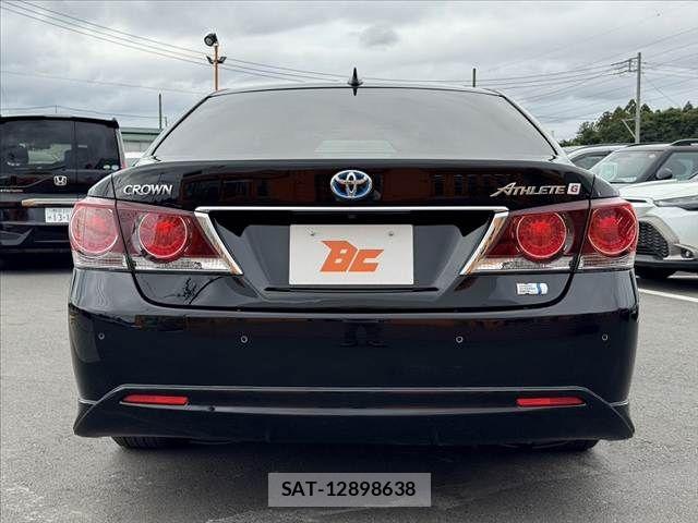 Toyota CROWN SEDAN 2016-10 7357319-13