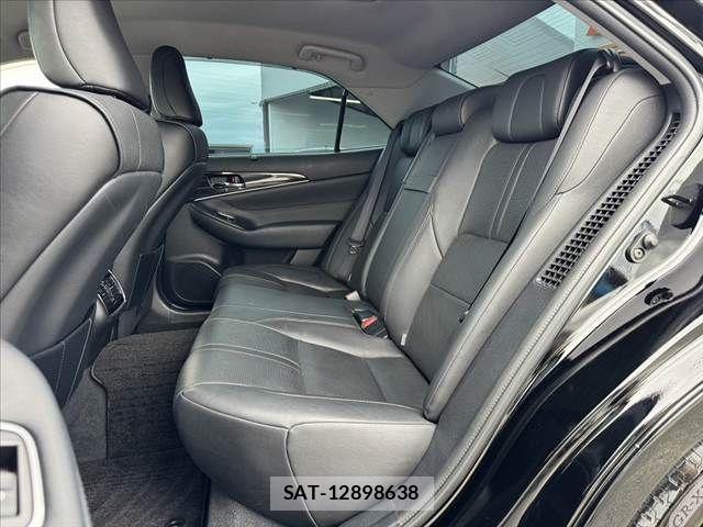 Toyota CROWN SEDAN 2016-10 7357319-17