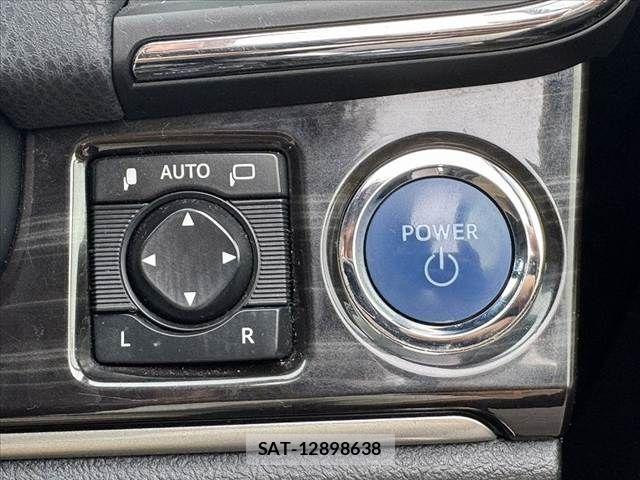 Toyota CROWN SEDAN 2016-10 7357319-23